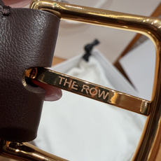 -THE ROW✨ Classic Belt 30mm 经典款腰带 窄款亮面小牛皮腰带,搭配金属针扣与一体式固定皮圈。3 -THE ROW✨ Classic Belt 30mm 经典款腰带 窄款亮面小牛皮腰带,搭配金属针扣与一体式固定皮圈。3