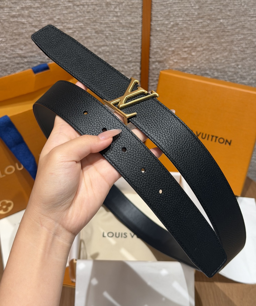 루이비통 아틀리에 35mm 리버서블 가죽 벨트 상세 이미지 5