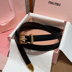 -缪家✨Leather Belt 20mm 皮革腰带 现代与复古的对比在这款柔软皮革腰带的细节中显现,古色古香的效果由金 -缪家✨Leather Belt 20mm 皮革腰带 现代与复古的对比在这款柔软皮革腰带的细节中显现,古色古香的效果由金