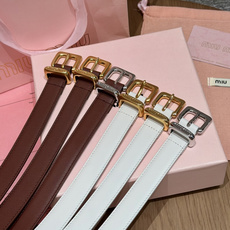 -缪家✨Leather Belt 20mm 皮革腰带 现代与复古的对比在这款柔软皮革腰带的细节中显现,古色古香的效果由金 -缪家✨Leather Belt 20mm 皮革腰带 现代与复古的对比在这款柔软皮革腰带的细节中显现,古色古香的效果由金