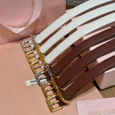 -缪家✨Leather Belt 20mm 皮革腰带 现代与复古的对比在这款柔软皮革腰带的细节中显现,古色古香的效果由金 -缪家✨Leather Belt 20mm 皮革腰带 现代与复古的对比在这款柔软皮革腰带的细节中显现,古色古香的效果由金