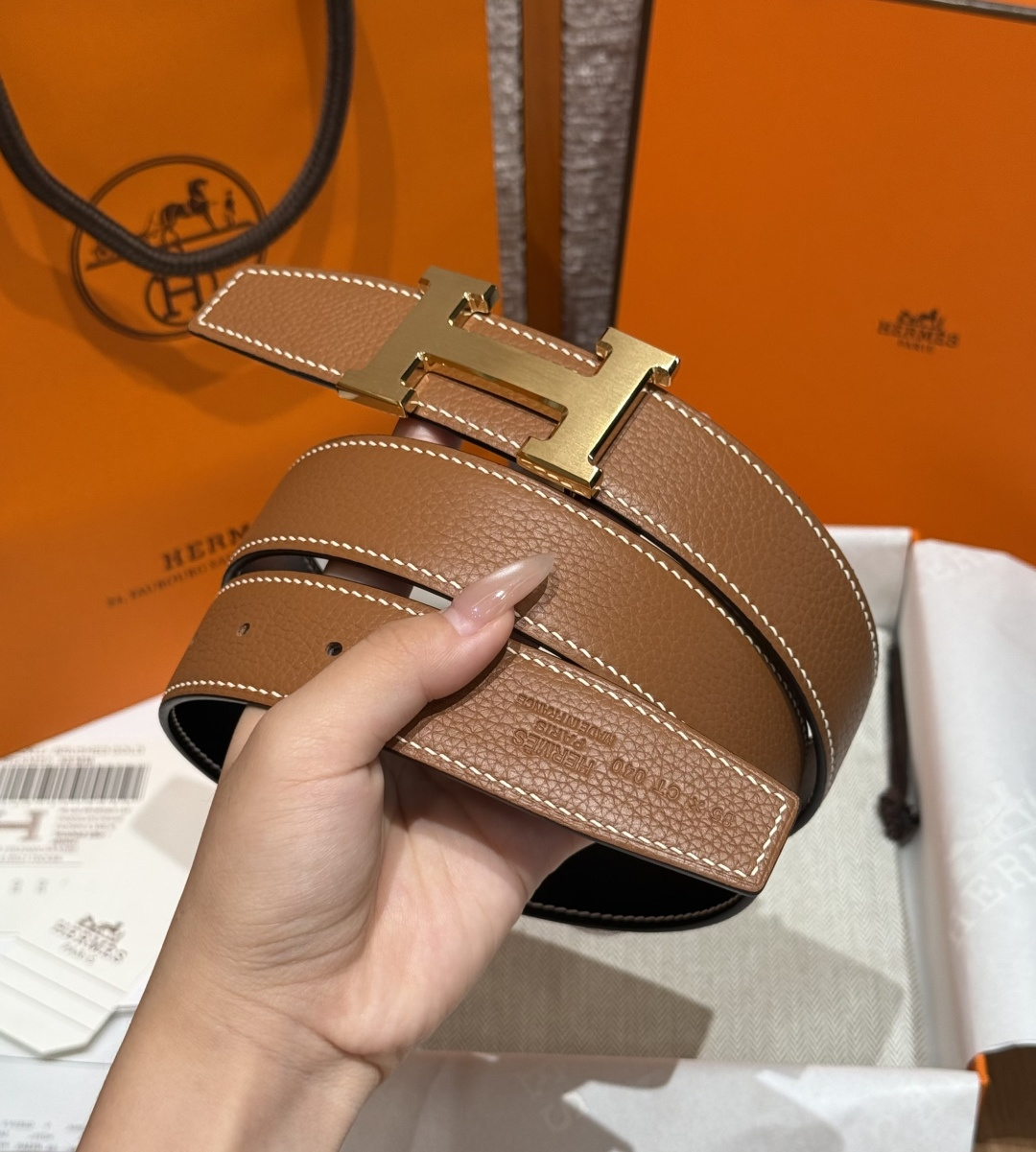 루이비통 H 버클 리버시블 가죽 벨트 32mm 상세 이미지 3