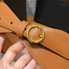 阿莱亚✨ Double leather waist belt 60mm 小牛皮双层宽版腰带 该款利落紧身胸衣式腰带,采用 阿莱亚✨ Double leather waist belt 60mm 小牛皮双层宽版腰带 该款利落紧身胸衣式腰带,采用