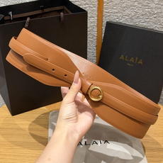 阿莱亚✨ Double leather waist belt 60mm 小牛皮双层宽版腰带 该款利落紧身胸衣式腰带,采用 阿莱亚✨ Double leather waist belt 60mm 小牛皮双层宽版腰带 该款利落紧身胸衣式腰带,采用