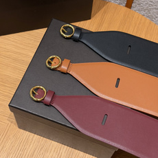 阿莱亚✨ Double leather waist belt 60mm 小牛皮双层宽版腰带 该款利落紧身胸衣式腰带,采用 阿莱亚✨ Double leather waist belt 60mm 小牛皮双层宽版腰带 该款利落紧身胸衣式腰带,采用