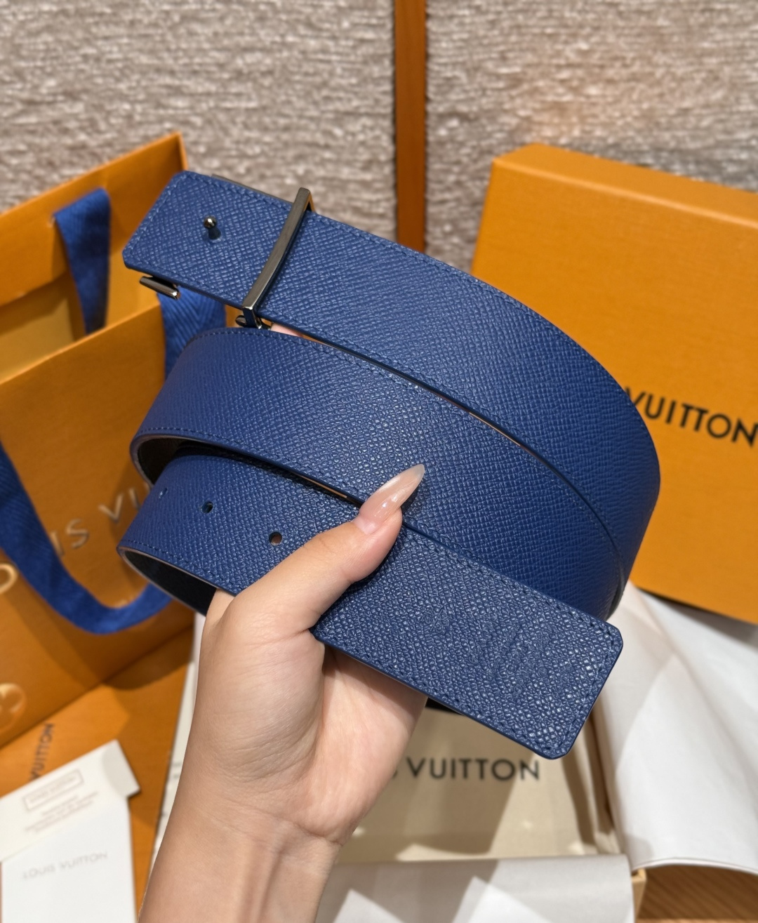 루이비통 디멘션 드리프트 40mm 리버시블 벨트 상세 이미지 5