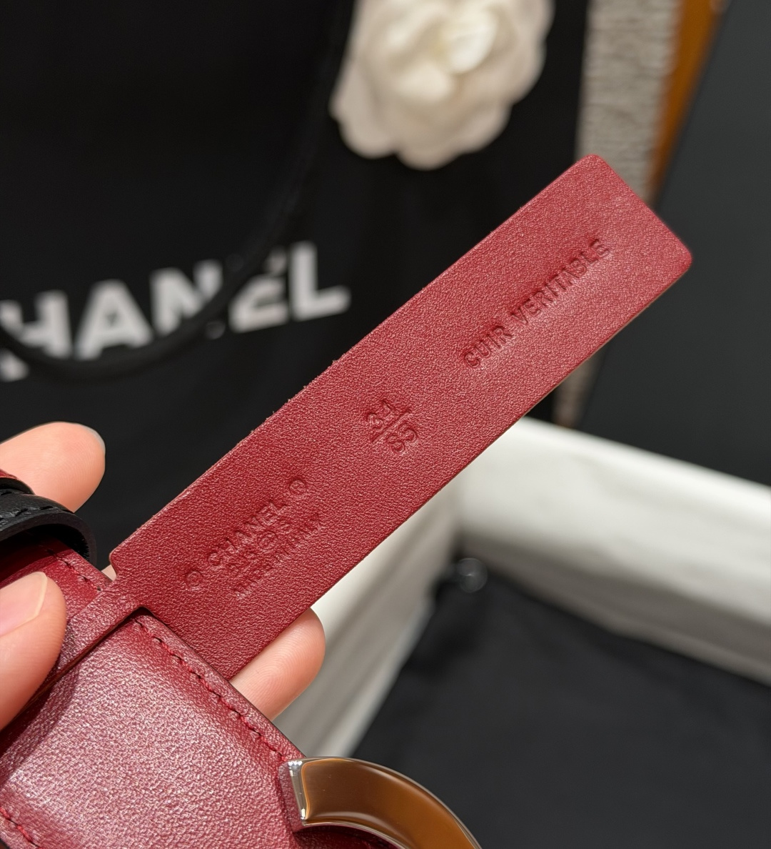 -香家✨ Leather Belt 30mm 皮质腰带 双面小牛皮腰带,经典双C带扣设计。小牛皮与金属。两种配色随心切换 -香家✨ Leather Belt 30mm 皮质腰带 双面小牛皮腰带,经典双C带扣设计。小牛皮与金属。两种配色随心切换