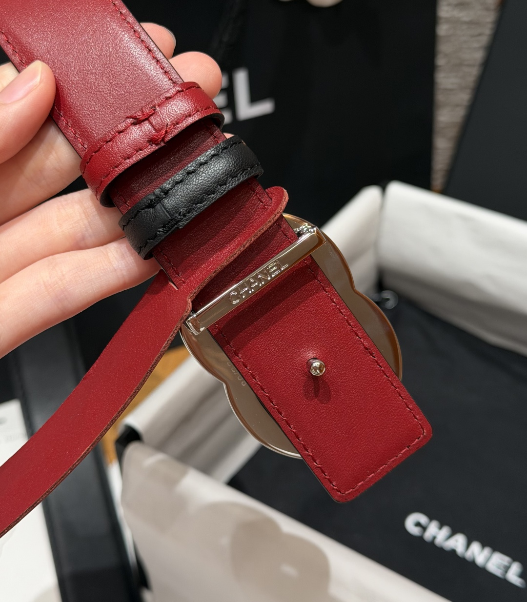 -香家✨ Leather Belt 30mm 皮质腰带 双面小牛皮腰带,经典双C带扣设计。小牛皮与金属。两种配色随心切换 -香家✨ Leather Belt 30mm 皮质腰带 双面小牛皮腰带,经典双C带扣设计。小牛皮与金属。两种配色随心切换