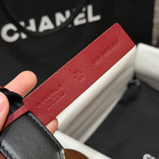 -香家✨ Leather Belt 30mm 皮质腰带 双面小牛皮腰带,经典双C带扣设计。小牛皮与金属。两种配色随心切换 -香家✨ Leather Belt 30mm 皮质腰带 双面小牛皮腰带,经典双C带扣设计。小牛皮与金属。两种配色随心切换