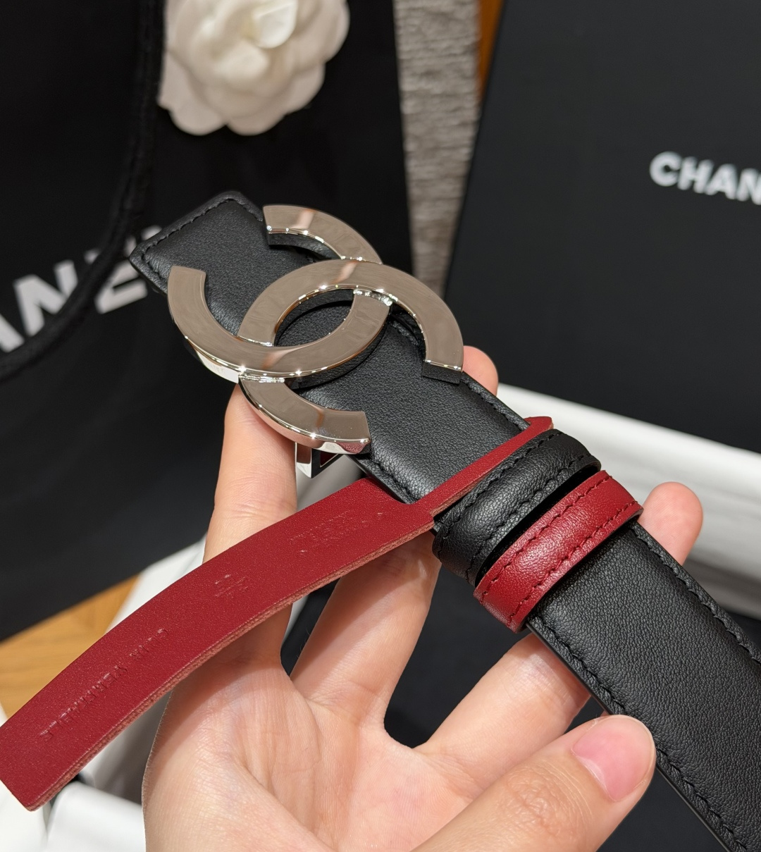 -香家✨ Leather Belt 30mm 皮质腰带 双面小牛皮腰带,经典双C带扣设计。小牛皮与金属。两种配色随心切换 -香家✨ Leather Belt 30mm 皮质腰带 双面小牛皮腰带,经典双C带扣设计。小牛皮与金属。两种配色随心切换