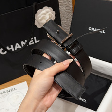 -香家✨ Leather Belt 30mm 皮质腰带 双面小牛皮腰带,经典双C带扣设计。小牛皮与金属。两种配色随心切换 -香家✨ Leather Belt 30mm 皮质腰带 双面小牛皮腰带,经典双C带扣设计。小牛皮与金属。两种配色随心切换