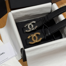 -香家✨ Leather Belt 30mm 皮质腰带 双面小牛皮腰带,经典双C带扣设计。小牛皮与金属。两种配色随心切换 -香家✨ Leather Belt 30mm 皮质腰带 双面小牛皮腰带,经典双C带扣设计。小牛皮与金属。两种配色随心切换
