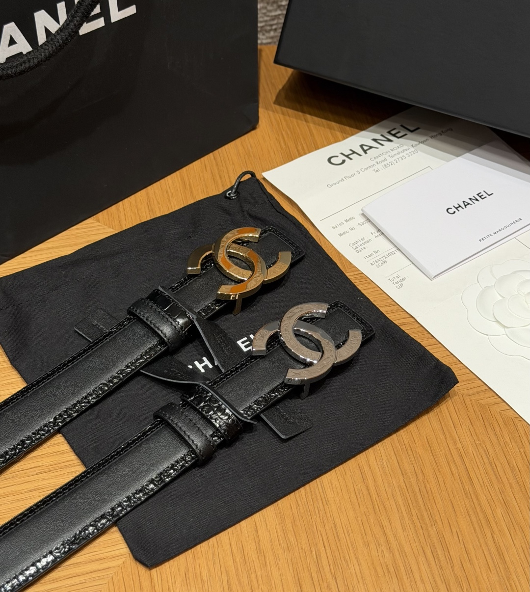 -香家✨ Leather Belt 30mm 皮质腰带 双面小牛皮腰带,经典双C带扣设计。小牛皮与金属。两种配色随心切换 -香家✨ Leather Belt 30mm 皮质腰带 双面小牛皮腰带,经典双C带扣设计。小牛皮与金属。两种配色随心切换