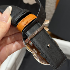 -香家✨ Leather Belt 30mm 皮质腰带 双面小牛皮腰带,经典双C带扣设计。小牛皮与金属。两种配色随心切换 -香家✨ Leather Belt 30mm 皮质腰带 双面小牛皮腰带,经典双C带扣设计。小牛皮与金属。两种配色随心切换