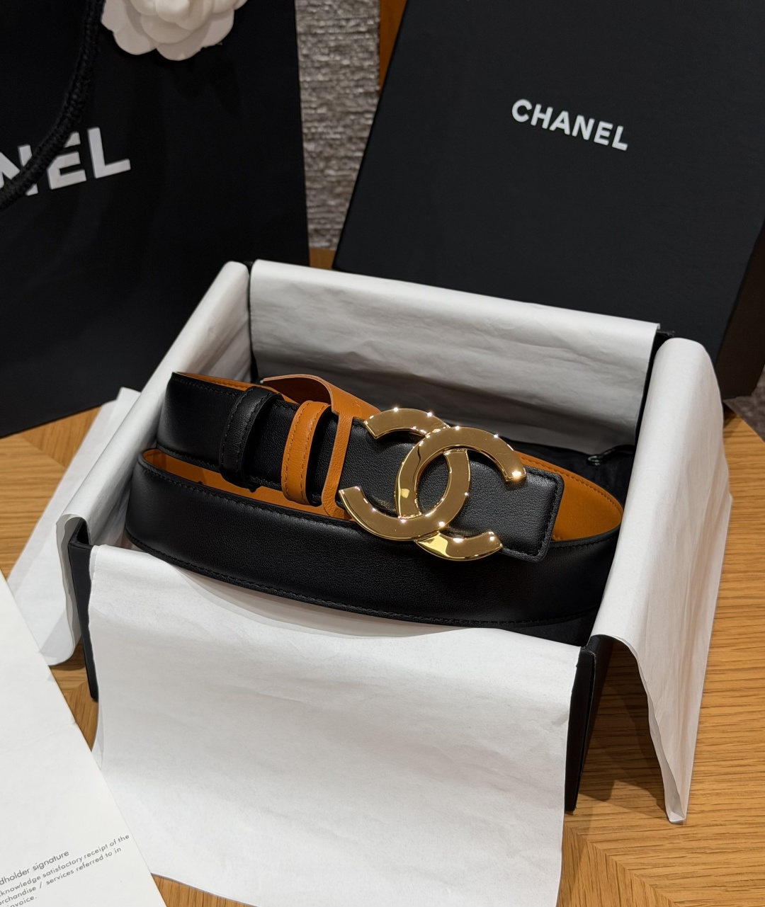 -香家✨ Leather Belt 30mm 皮质腰带 双面小牛皮腰带,经典双C带扣设计。小牛皮与金属。两种配色随心切换 -香家✨ Leather Belt 30mm 皮质腰带 双面小牛皮腰带,经典双C带扣设计。小牛皮与金属。两种配色随心切换