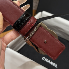 -香家✨ Leather Belt 30mm 皮质腰带 双面小牛皮腰带,经典双C带扣设计。小牛皮与金属。两种配色随心切换 -香家✨ Leather Belt 30mm 皮质腰带 双面小牛皮腰带,经典双C带扣设计。小牛皮与金属。两种配色随心切换
