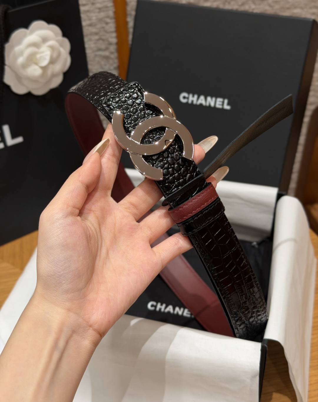-香家✨ Leather Belt 30mm 皮质腰带 双面小牛皮腰带,经典双C带扣设计。小牛皮与金属。两种配色随心切换 -香家✨ Leather Belt 30mm 皮质腰带 双面小牛皮腰带,经典双C带扣设计。小牛皮与金属。两种配色随心切换