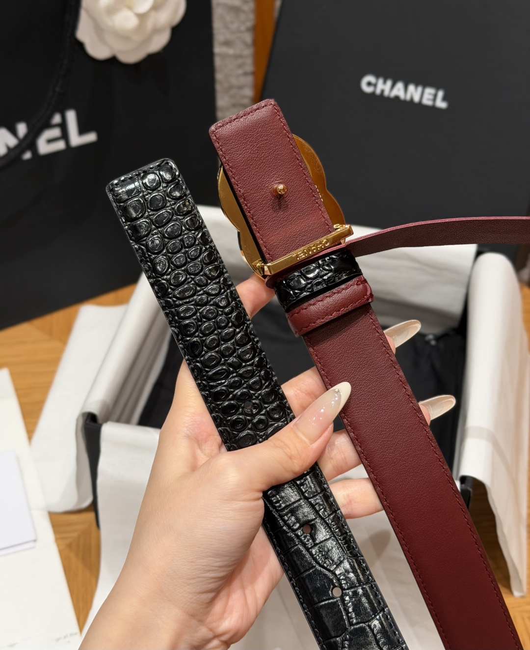 -香家✨ Leather Belt 30mm 皮质腰带 双面小牛皮腰带,经典双C带扣设计。小牛皮与金属。两种配色随心切换 -香家✨ Leather Belt 30mm 皮质腰带 双面小牛皮腰带,经典双C带扣设计。小牛皮与金属。两种配色随心切换
