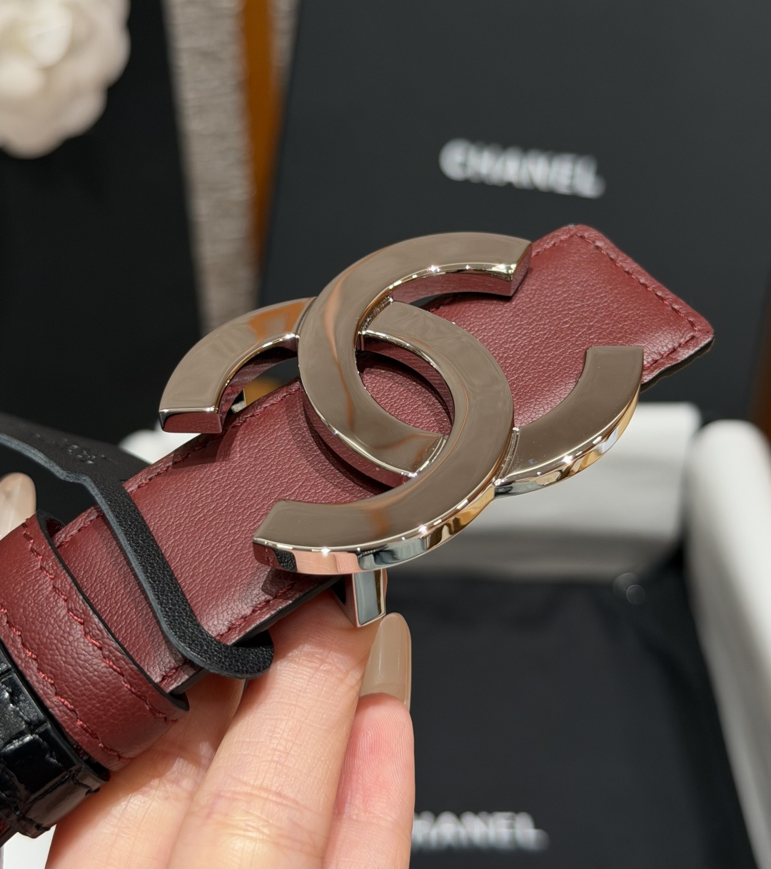 -香家✨ Leather Belt 30mm 皮质腰带 双面小牛皮腰带,经典双C带扣设计。小牛皮与金属。两种配色随心切换 -香家✨ Leather Belt 30mm 皮质腰带 双面小牛皮腰带,经典双C带扣设计。小牛皮与金属。两种配色随心切换