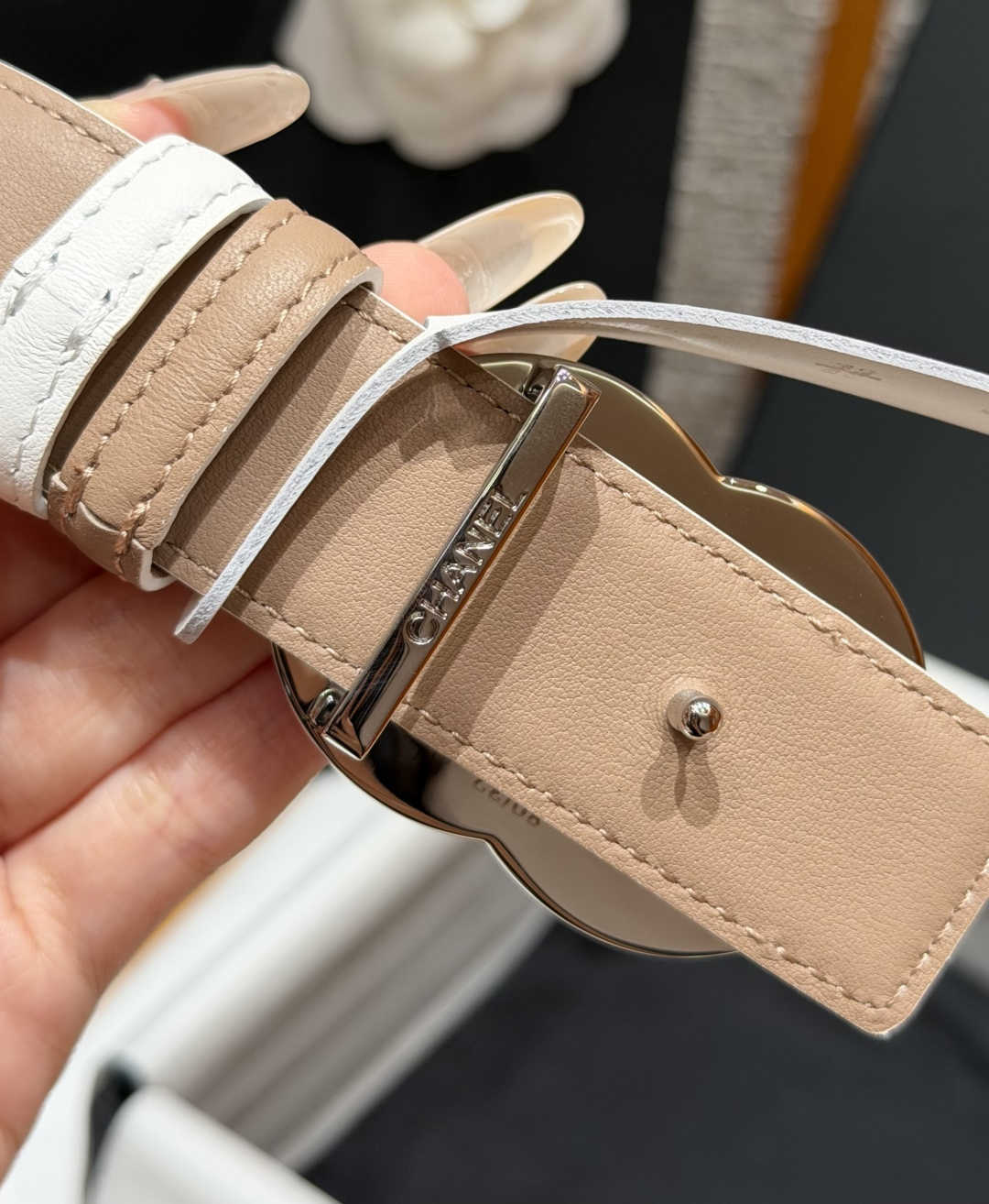 -香家✨ Leather Belt 30mm 皮质腰带 双面小牛皮腰带,经典双C带扣设计。小牛皮与金属。两种配色随心切换 -香家✨ Leather Belt 30mm 皮质腰带 双面小牛皮腰带,经典双C带扣设计。小牛皮与金属。两种配色随心切换