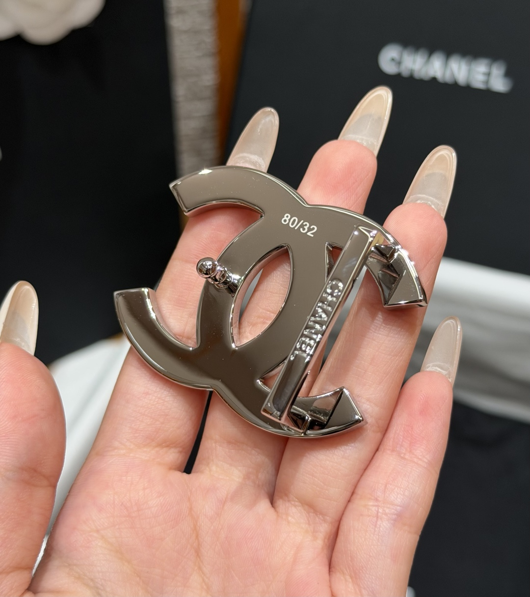 -香家✨ Leather Belt 30mm 皮质腰带 双面小牛皮腰带,经典双C带扣设计。小牛皮与金属。两种配色随心切换 -香家✨ Leather Belt 30mm 皮质腰带 双面小牛皮腰带,经典双C带扣设计。小牛皮与金属。两种配色随心切换