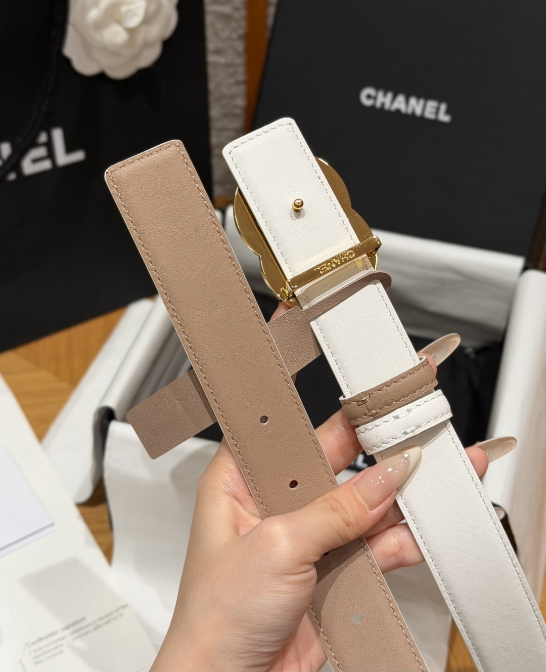 -香家✨ Leather Belt 30mm 皮质腰带 双面小牛皮腰带,经典双C带扣设计。小牛皮与金属。两种配色随心切换 -香家✨ Leather Belt 30mm 皮质腰带 双面小牛皮腰带,经典双C带扣设计。小牛皮与金属。两种配色随心切换