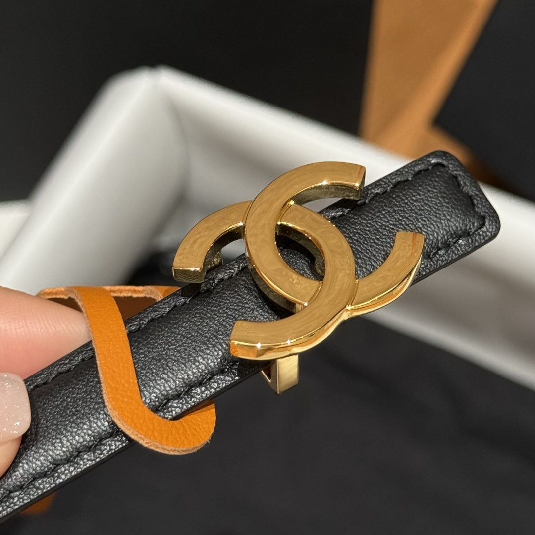 - 香家✨ Leather Belt 15mm 皮质腰带 双面小牛皮腰带,经典双C带扣设计。小牛皮与金属。15毫米超细皮 - 香家✨ Leather Belt 15mm 皮质腰带 双面小牛皮腰带,经典双C带扣设计。小牛皮与金属。15毫米超细皮