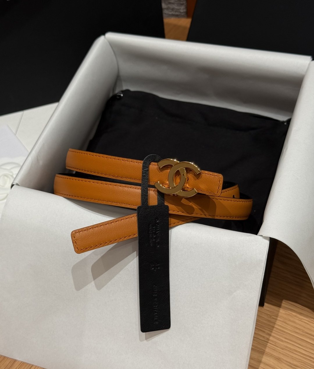 - 香家✨ Leather Belt 15mm 皮质腰带 双面小牛皮腰带,经典双C带扣设计。小牛皮与金属。15毫米超细皮 - 香家✨ Leather Belt 15mm 皮质腰带 双面小牛皮腰带,经典双C带扣设计。小牛皮与金属。15毫米超细皮