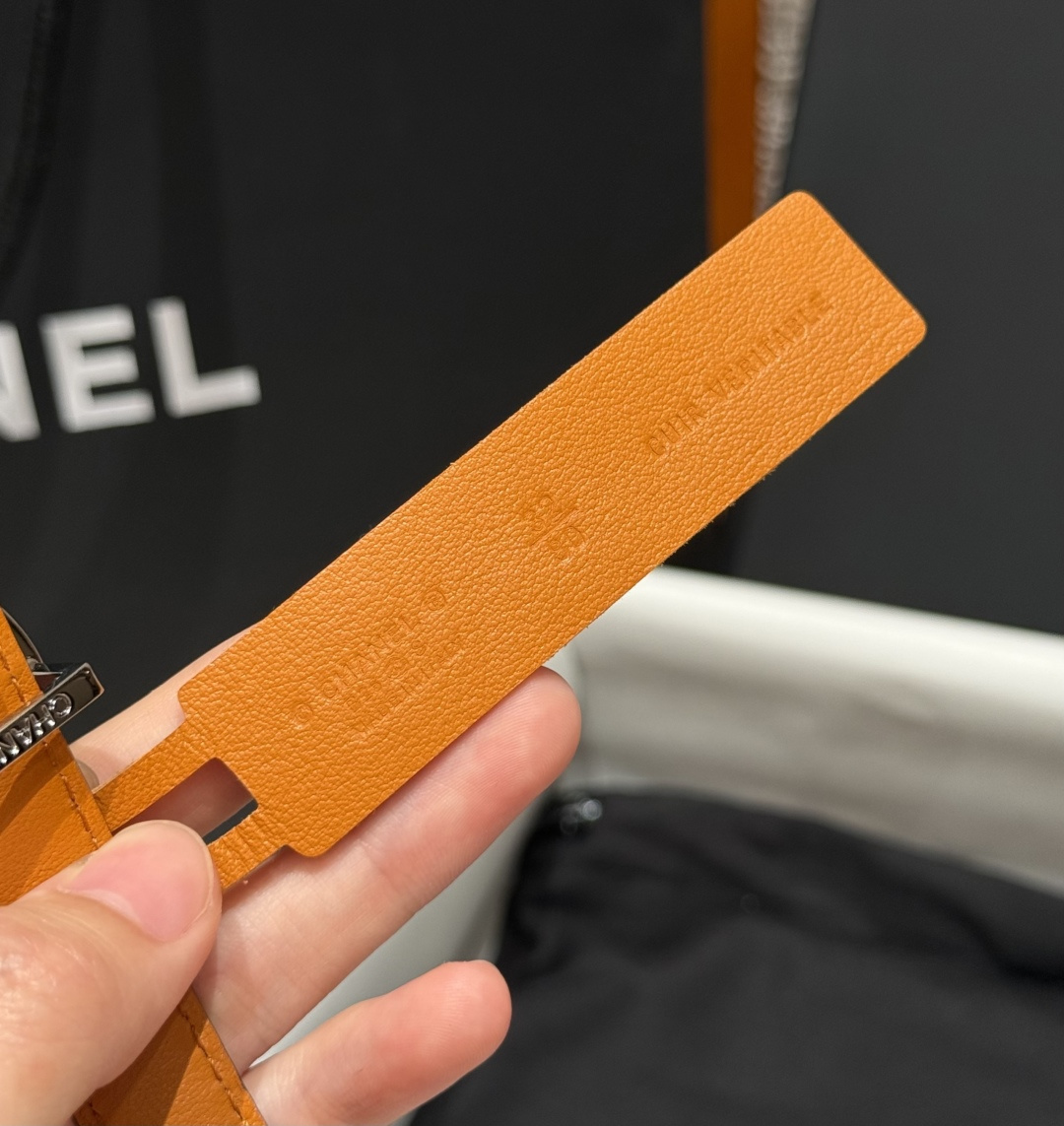 -香家✨ Leather Belt 15mm 皮质腰带 双面小牛皮腰带,经典双C带扣设计。小牛皮与金属。15毫米超细皮带 -香家✨ Leather Belt 15mm 皮质腰带 双面小牛皮腰带,经典双C带扣设计。小牛皮与金属。15毫米超细皮带