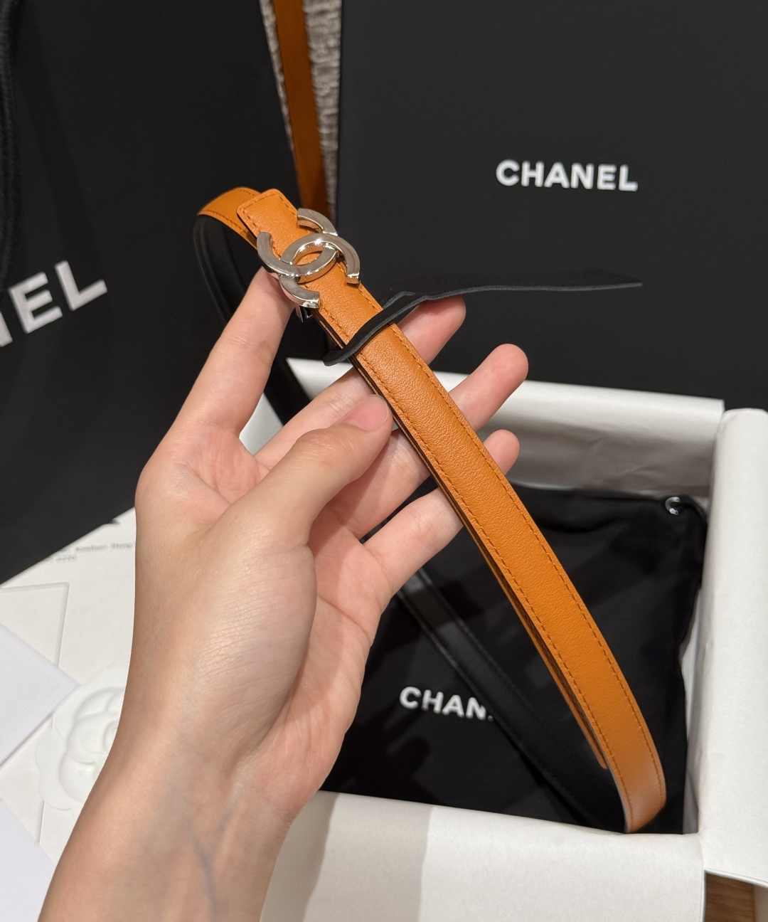 -香家✨ Leather Belt 15mm 皮质腰带 双面小牛皮腰带,经典双C带扣设计。小牛皮与金属。15毫米超细皮带 -香家✨ Leather Belt 15mm 皮质腰带 双面小牛皮腰带,经典双C带扣设计。小牛皮与金属。15毫米超细皮带