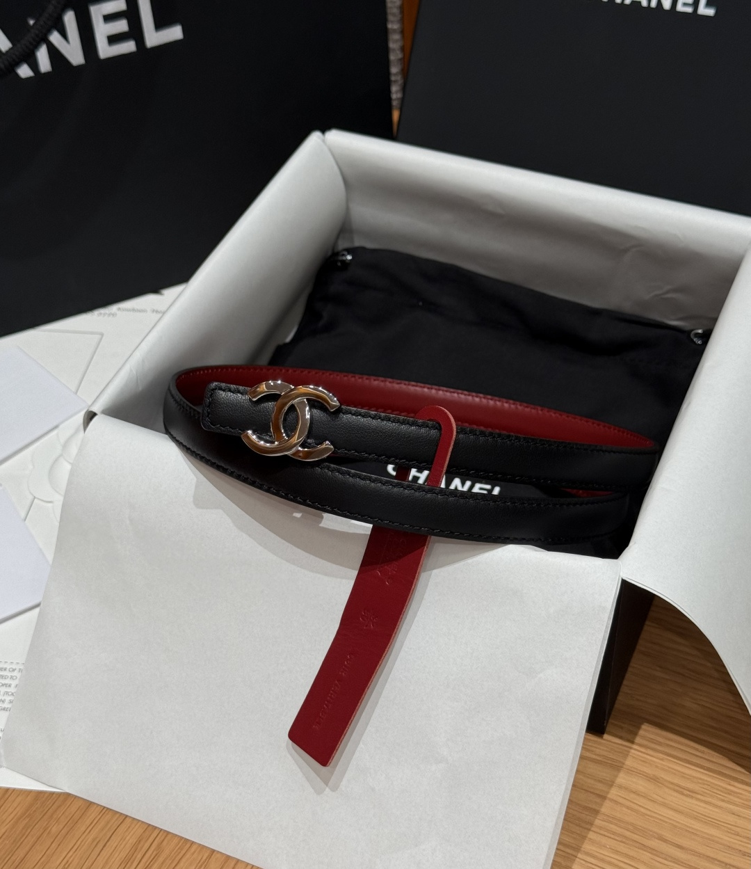 -香家✨ Leather Belt 15mm 皮质腰带 双面小牛皮腰带,经典双C带扣设计。小牛皮与金属。15毫米超细皮带 -香家✨ Leather Belt 15mm 皮质腰带 双面小牛皮腰带,经典双C带扣设计。小牛皮与金属。15毫米超细皮带