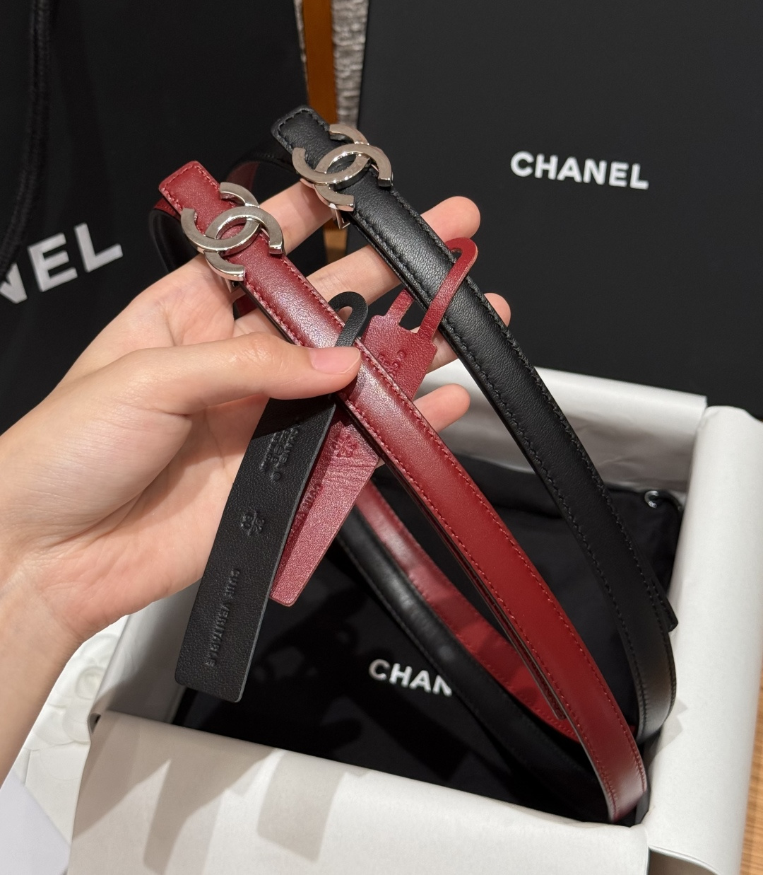-香家✨ Leather Belt 15mm 皮质腰带 双面小牛皮腰带,经典双C带扣设计。小牛皮与金属。15毫米超细皮带 -香家✨ Leather Belt 15mm 皮质腰带 双面小牛皮腰带,经典双C带扣设计。小牛皮与金属。15毫米超细皮带