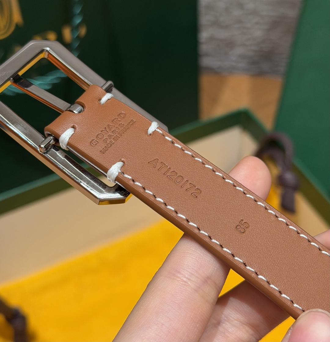 戈雅✨ FRÉGATE Belt 20mm 皮带 FRÉGATE 宽皮带非常适合职业风格搭配,还精心地点缀了多个匠心巧思 戈雅✨ FRÉGATE Belt 20mm 皮带 FRÉGATE 宽皮带非常适合职业风格搭配,还精心地点缀了多个匠心巧思