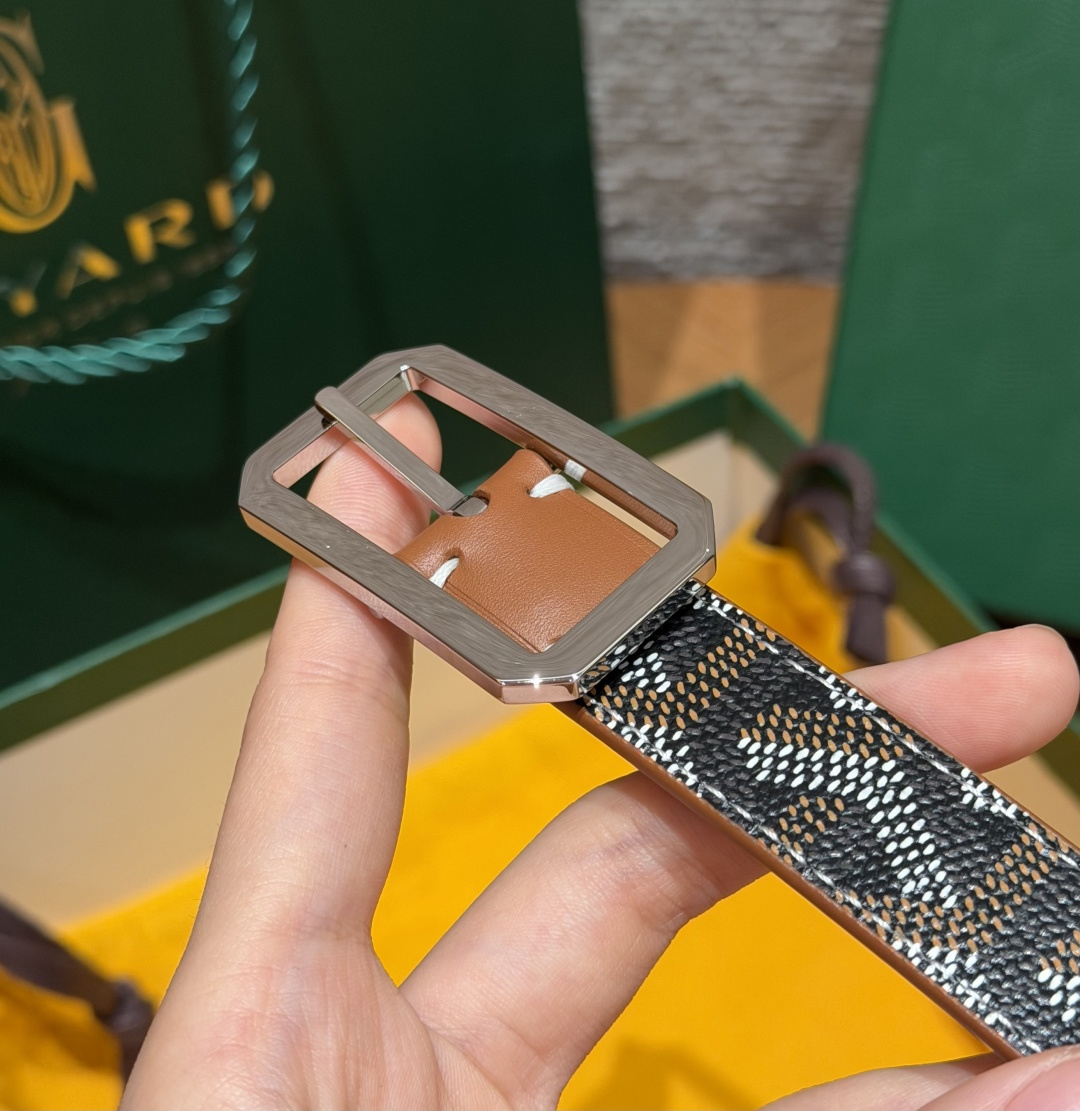 戈雅✨ FRÉGATE Belt 20mm 皮带 FRÉGATE 宽皮带非常适合职业风格搭配,还精心地点缀了多个匠心巧思 戈雅✨ FRÉGATE Belt 20mm 皮带 FRÉGATE 宽皮带非常适合职业风格搭配,还精心地点缀了多个匠心巧思
