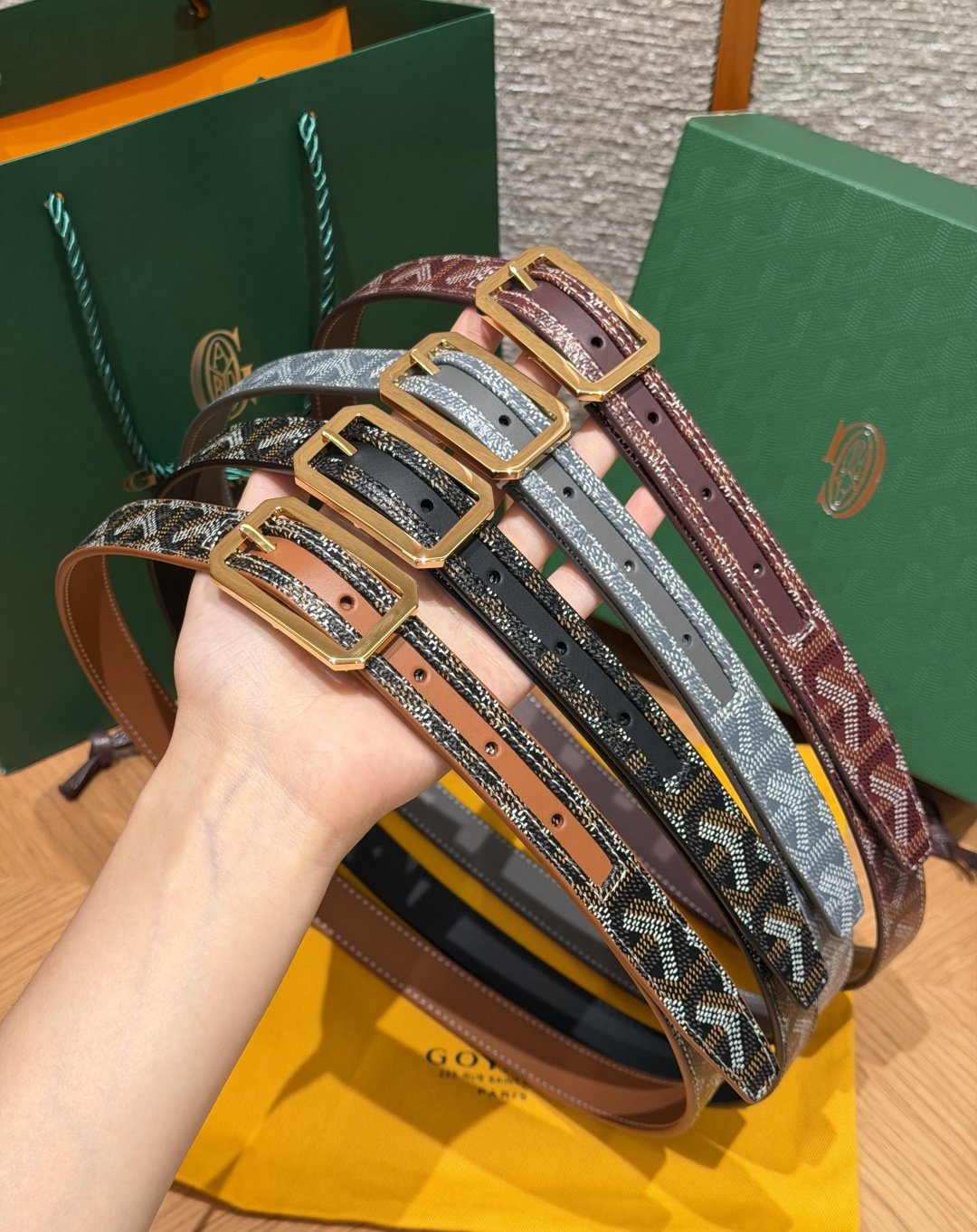 -🥳集合对比图 戈雅✨ FRÉGATE Belt 20mm 皮带 FRÉGATE 宽皮带非常适合职业风格搭配,还精心地点 -🥳集合对比图 戈雅✨ FRÉGATE Belt 20mm 皮带 FRÉGATE 宽皮带非常适合职业风格搭配,还精心地点