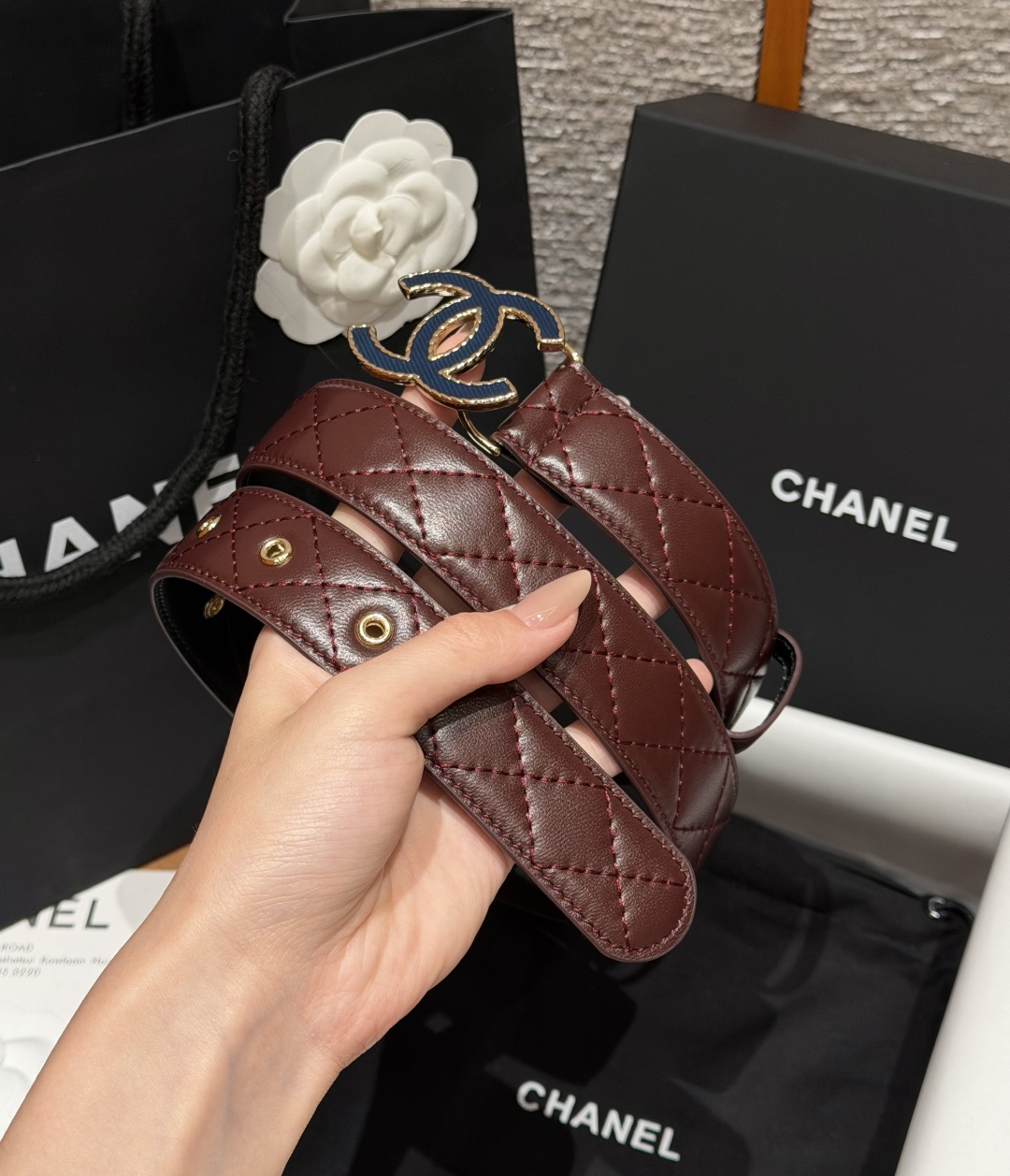 香家✨ Leather Belt 30mm皮质腰带 进口胎羊皮与金属。热门菱格绗缝小牛皮，标志性双C扣，裙装裤装都适配。