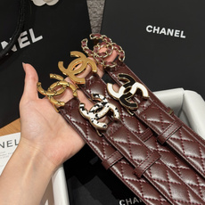 🥳集合对比图 香家✨ Leather Belt 30mm皮质腰带 进口胎羊皮与金属。热门菱格绗缝小牛皮,标志性双C扣,裙 🥳集合对比图 香家✨ Leather Belt 30mm皮质腰带 进口胎羊皮与金属。热门菱格绗缝小牛皮,标志性双C扣,裙