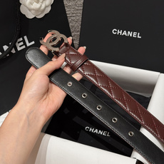 香家✨ Leather Belt 30mm皮质腰带 进口胎羊皮与金属。热门菱格绗缝小牛皮,标志性双C扣,裙装裤装都适配。 香家✨ Leather Belt 30mm皮质腰带 进口胎羊皮与金属。热门菱格绗缝小牛皮,标志性双C扣,裙装裤装都适配。