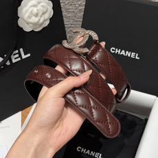 香家✨ Leather Belt 30mm皮质腰带 进口胎羊皮与金属。热门菱格绗缝小牛皮,标志性双C扣,裙装裤装都适配。 香家✨ Leather Belt 30mm皮质腰带 进口胎羊皮与金属。热门菱格绗缝小牛皮,标志性双C扣,裙装裤装都适配。