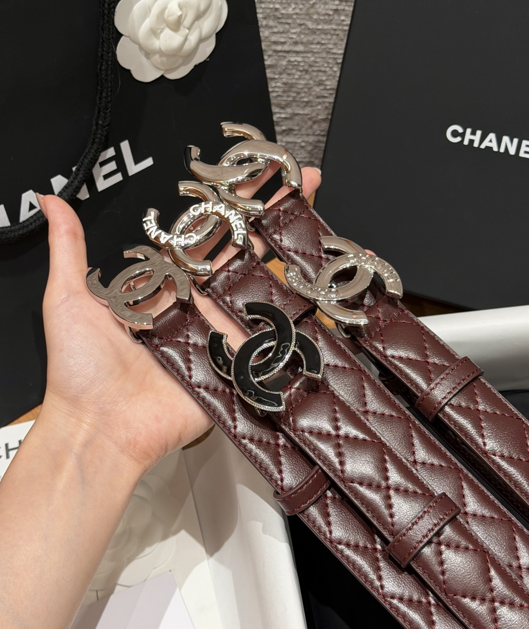 🥳集合对比图 香家✨ Leather Belt 30mm皮质腰带 进口胎羊皮与金属。热门菱格绗缝小牛皮，标志性双C扣，裙