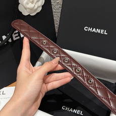 香家✨ Leather Belt 30mm皮质腰带 进口胎羊皮与金属。热门菱格绗缝小牛皮,标志性双C扣,裙装裤装都适配。 香家✨ Leather Belt 30mm皮质腰带 进口胎羊皮与金属。热门菱格绗缝小牛皮,标志性双C扣,裙装裤装都适配。