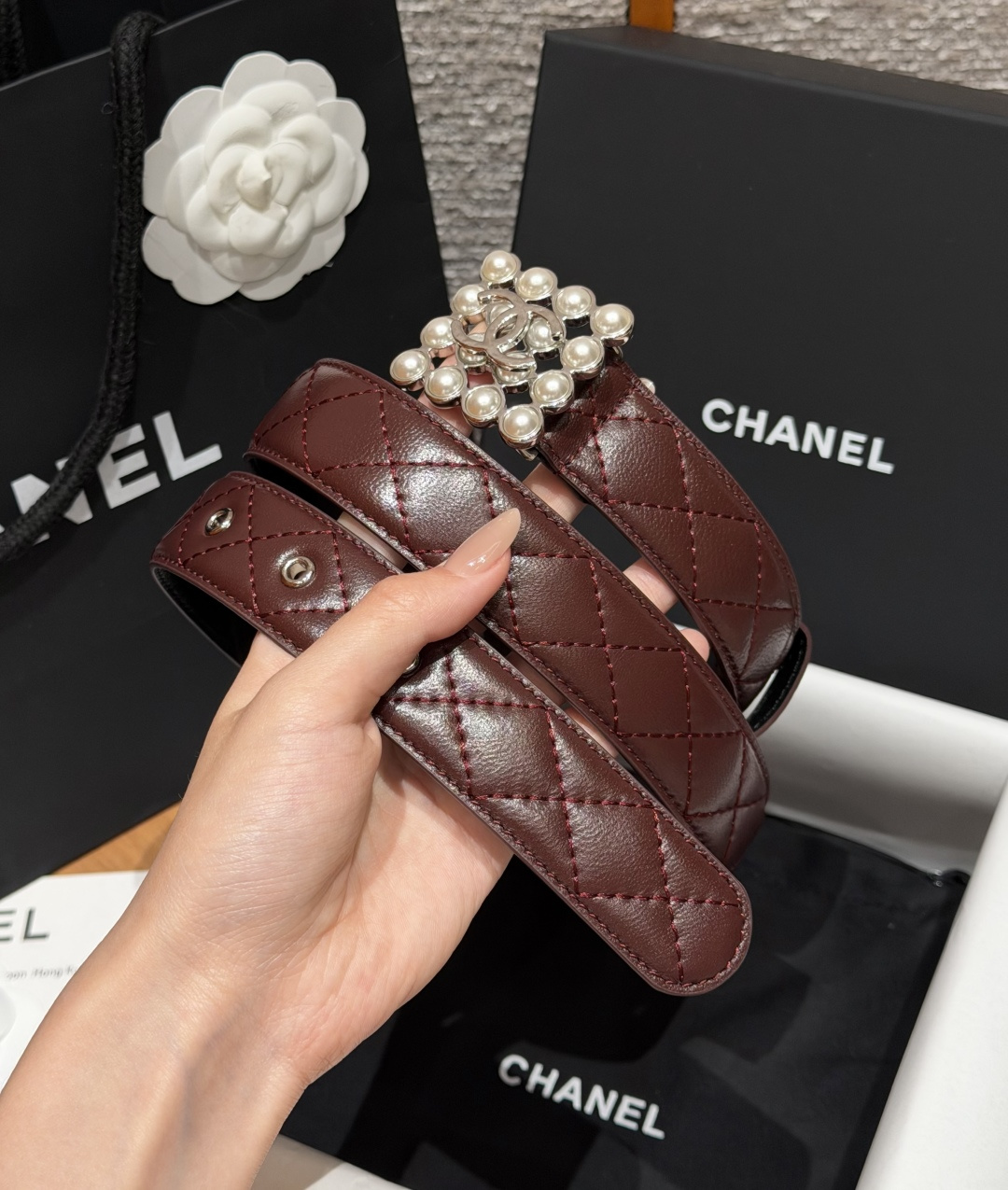 香家✨ Leather Belt 30mm皮质腰带 进口胎羊皮与金属。热门菱格绗缝小牛皮，标志性双C扣，裙装裤装都适配。