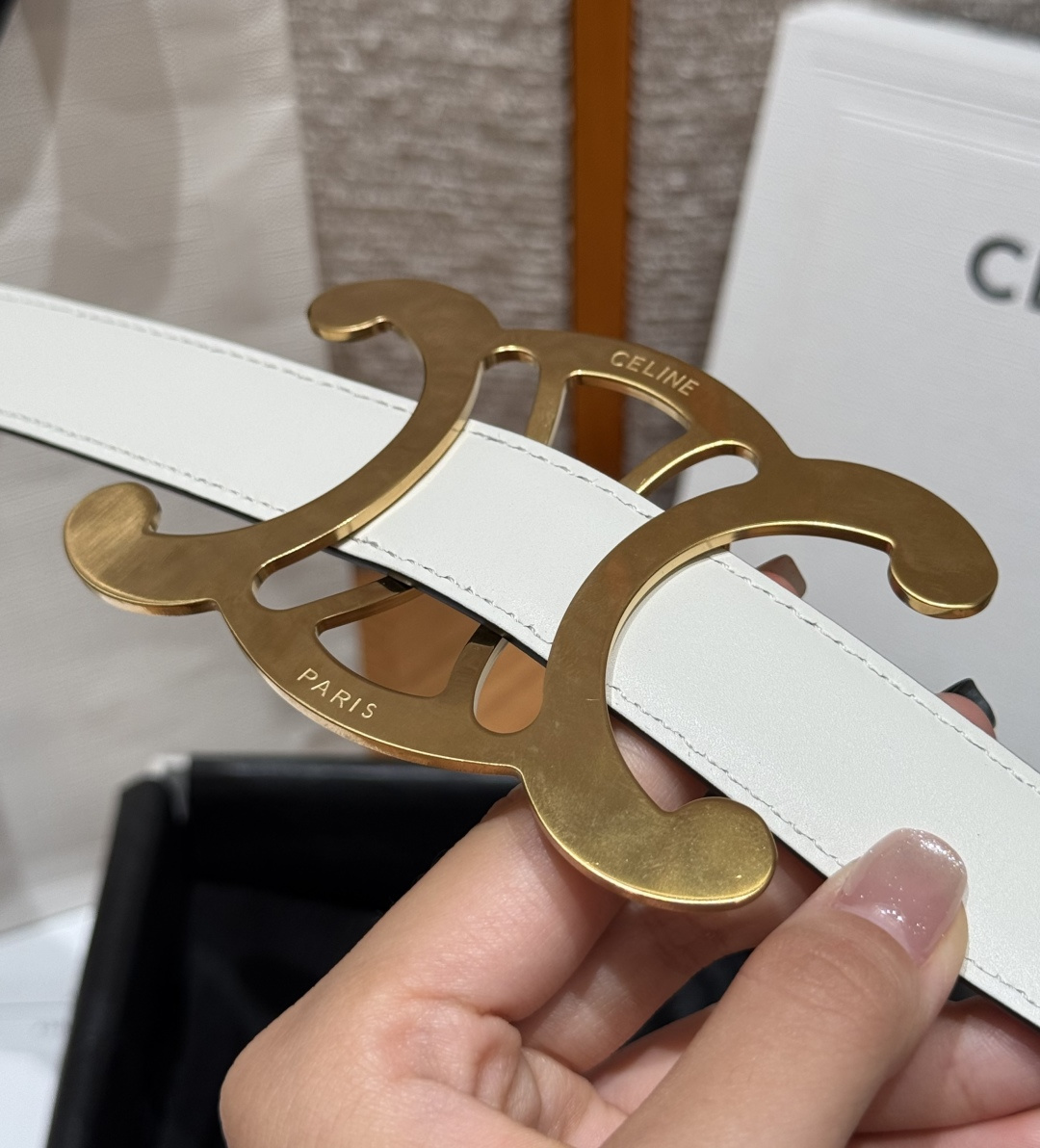 凯旋门✨ TRIOMPHE CORE BELT 25MM 皮带 TAURILLON皮革，牛皮革衬里，镂空TRIOMPHE
