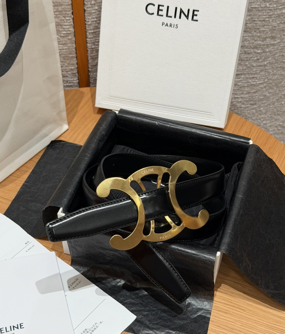 凯旋门✨ TRIOMPHE CORE BELT 25MM 皮带 TAURILLON皮革，牛皮革衬里，镂空TRIOMPHE