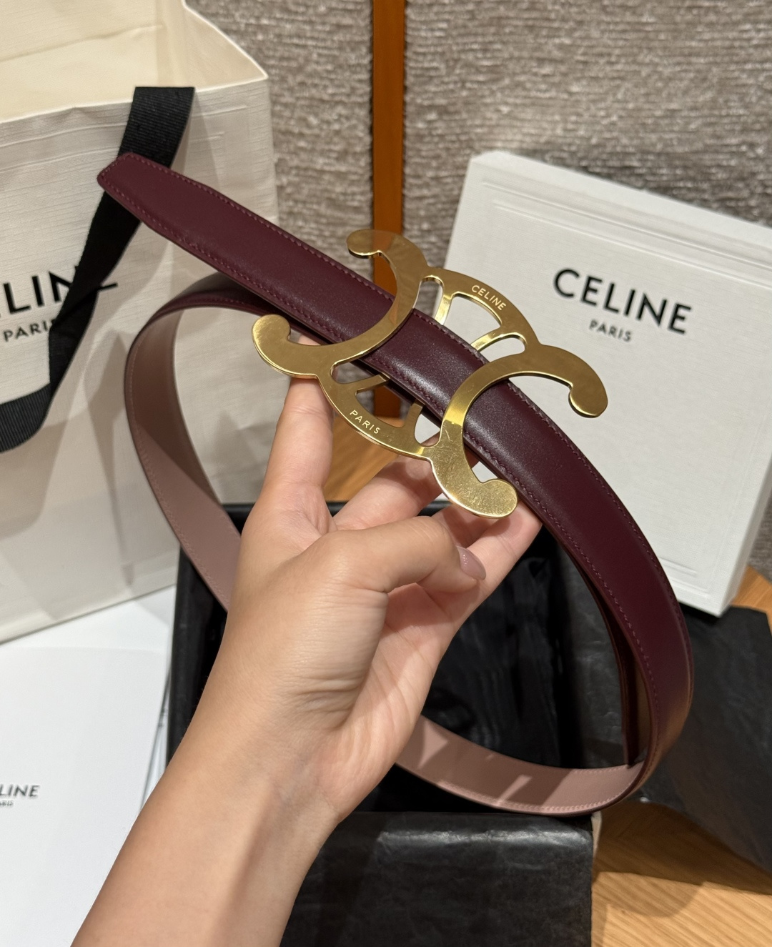 凯旋门✨ TRIOMPHE CORE BELT 25MM 皮带 TAURILLON皮革，牛皮革衬里，镂空TRIOMPHE
