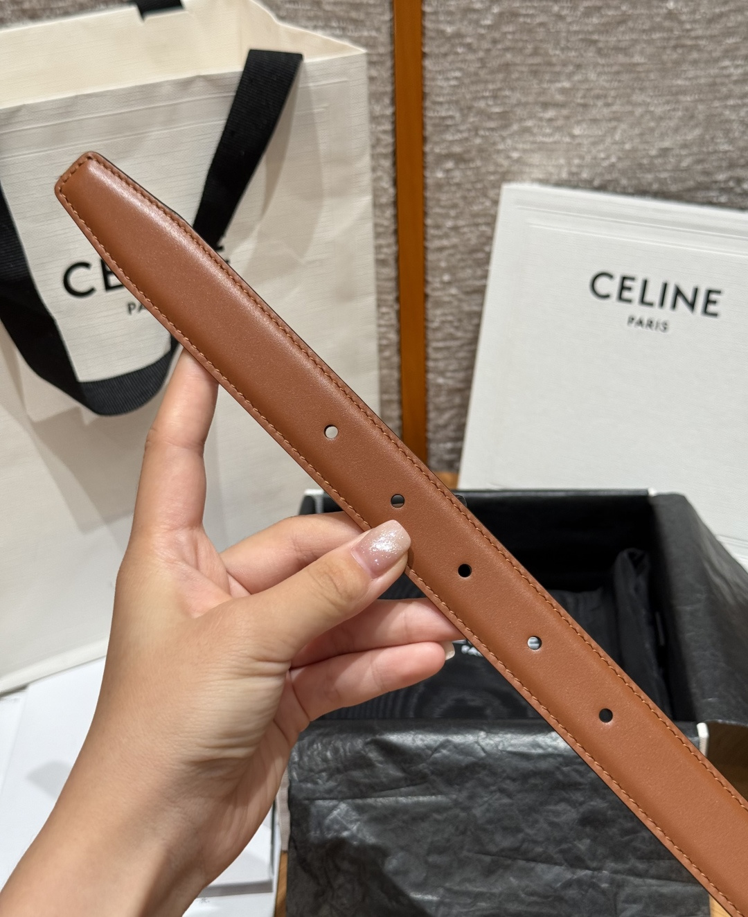 凯旋门✨ TRIOMPHE CORE BELT 25MM 皮带 TAURILLON皮革，牛皮革衬里，镂空TRIOMPHE