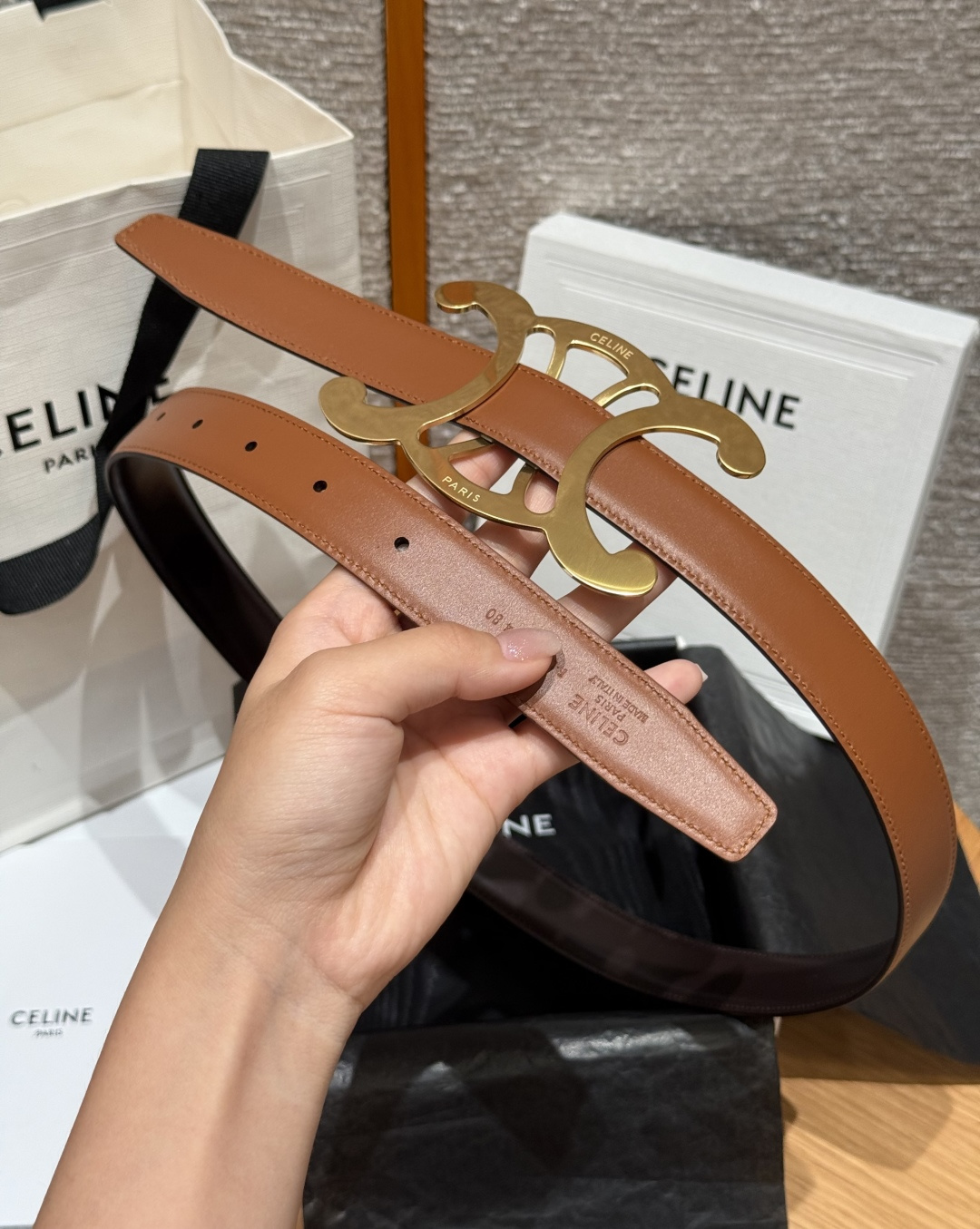 凯旋门✨ TRIOMPHE CORE BELT 25MM 皮带 TAURILLON皮革，牛皮革衬里，镂空TRIOMPHE