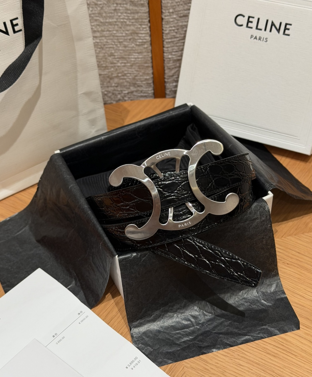 凯旋门✨ TRIOMPHE CORE BELT 25MM 皮带 TAURILLON皮革，牛皮革衬里，镂空TRIOMPHE