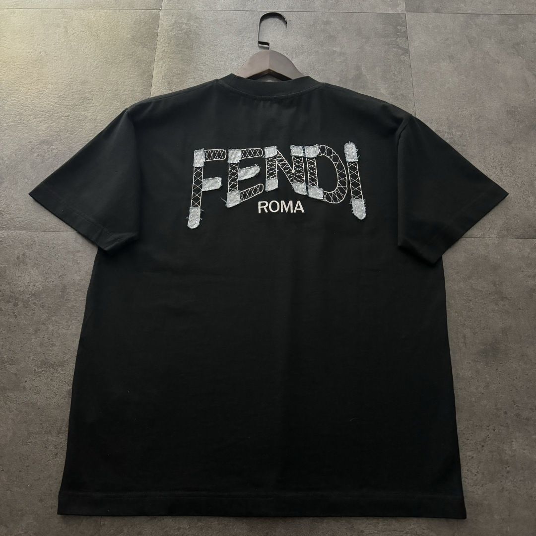 Alternative view of Fendi T-Shirt 07335