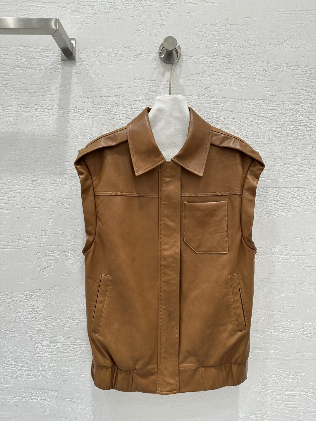 P2254: One-Size-Fits-All Female Dust-Proof Bag with Imported Sheep Skin Texture